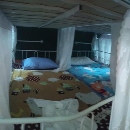 Hostel Neva Paris Паксе Екстер'єр фото